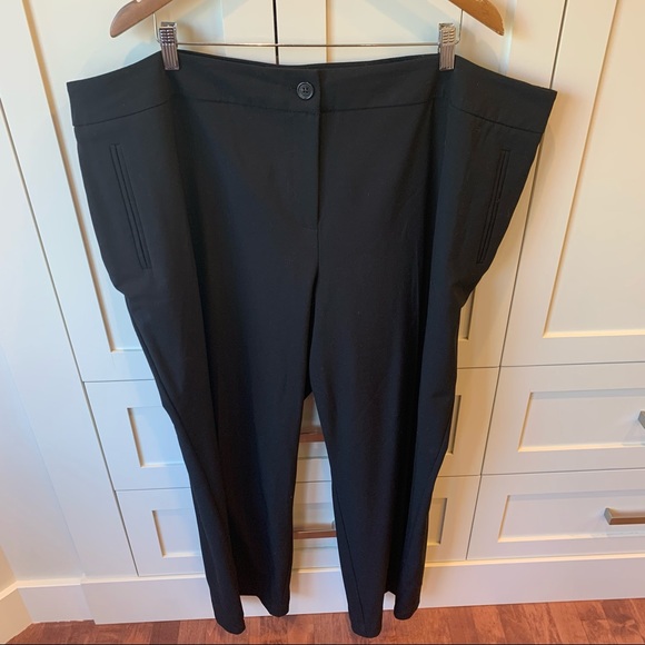 Penningtons Curvy Fit, Wide Leg, Black Pant